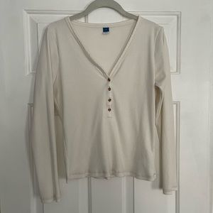 NWOT Old Navy Fitted Long Sleeve Henley Top